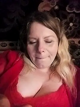 Lana-murr online show from February 8, 2026, 9:34 pm