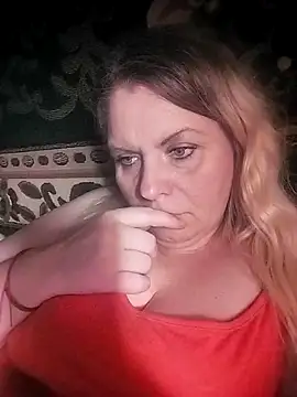 Lana-murr online show from November 30, 2025, 7:47 pm