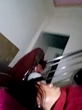 bella-la online show from December 20, 2025, 10:56 pm