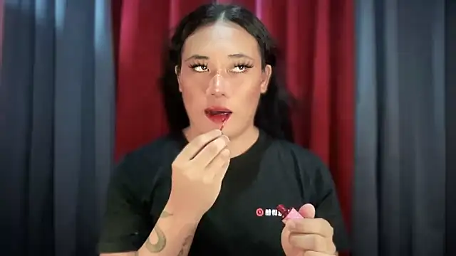 untouchable mia online show from November 5, 2025, 7:22 am