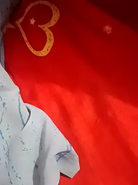 Snapshot of hot_couple_000 chatting on November 16, 2025, 2:44 pm hot couple 000 online show from November 16, 2025, 2:44 pm