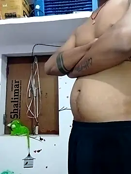 Snapshot of hot_couple_000 chatting on December 2, 2025, 5:36 pm hot couple 000 online show from December 2, 2025, 5:36 pm