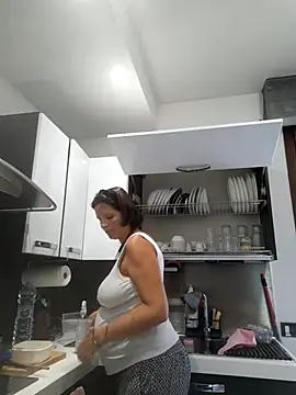 Snapshot of Piediniecollant chatting on July 15, 2026, 6:53 am Piediniecollant online show from July 15, 2026, 6:53 am