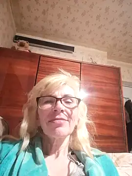 Georgette466 online show from April 19, 2026, 6:10 pm