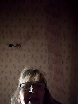 Georgette466 online show from December 4, 2025, 4:55 am