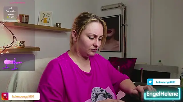 EngelHelene online show from March 21, 2026, 4:33 pm