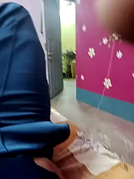 Laal Parilove online show from November 20, 2025, 5:13 pm