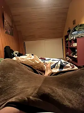 chavalpeludo online show from March 18, 2026, 10:10 pm