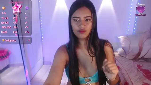 Snapshot of Sussy__22 chatting on November 3, 2025, 2:28 am Sussy 22 online show from November 3, 2025, 2:28 am