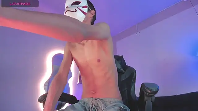 Senpai Lover online show from December 19, 2025, 8:22 pm