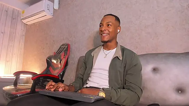 for itan online show from November 29, 2025, 12:49 pm