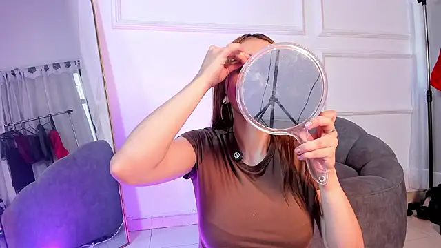 Snapshot of ada_belucci chatting on March 29, 2026, 2:52 pm ada belucci online show from March 29, 2026, 2:52 pm