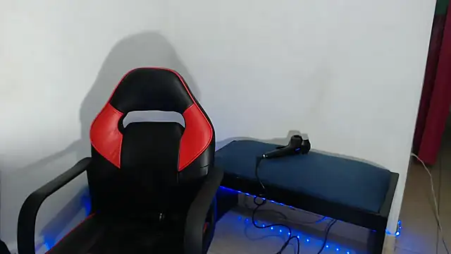 Snapshot of Megaanlove7 chatting on October 28, 2025, 2:12 am Megaanlove7 online show from October 28, 2025, 2:12 am