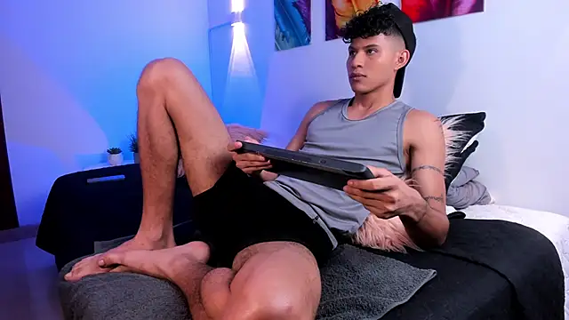 KamiSuarez online show from May 29, 2026, 6:25 pm