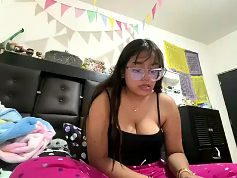 SolcitaThiccc online show from November 21, 2025, 4:11 am