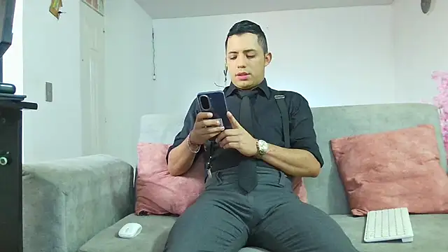 Mike Fetiche online show from February 5, 2026, 12:23 pm