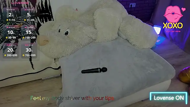 GlowMimi online show from June 26, 2026, 4:13 pm