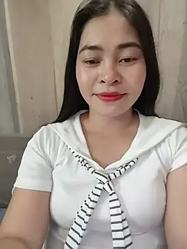 Bamboo-niee123 online show from May 15, 2026, 6:22 am