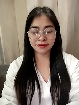 Bamboo-niee123 online show from April 13, 2026, 6:50 am