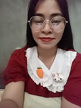 Bamboo-niee123 online show from May 12, 2026, 3:51 pm
