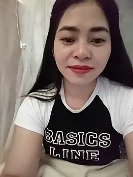 Bamboo-niee123 online show from May 11, 2026, 11:24 pm