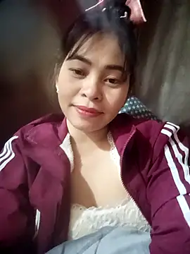 Snapshot of Bamboo-niee123 chatting on November 30, 2025, 2:18 pm Bamboo-niee123 online show from November 30, 2025, 2:18 pm