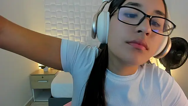 victoria 243 online show from February 18, 2026, 4:10 am