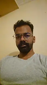 Snapshot of nithinrr chatting on November 2, 2025, 2:05 am nithinrr online show from November 2, 2025, 2:05 am