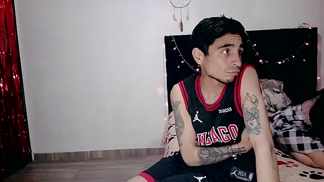 beautybeasstt online show from November 13, 2025, 3:10 am