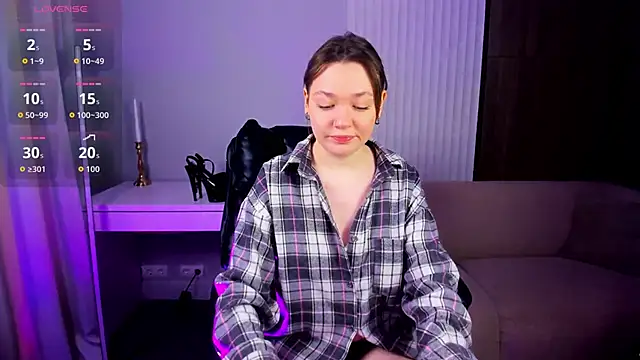 Snapshot of R_I_N_A chatting on December 20, 2025, 1:08 am R I N A online show from December 20, 2025, 1:08 am