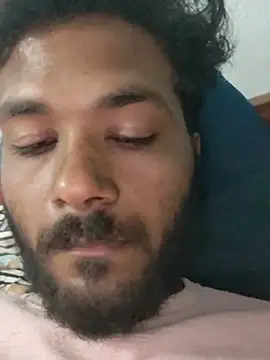 Snapshot of Damiaan_67 chatting on November 25, 2025, 11:32 am Damiaan 67 online show from November 25, 2025, 11:32 am