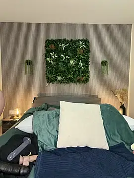 Snapshot of MysteryGirl__ chatting on April 2, 2026, 7:15 am MysteryGirl online show from April 2, 2026, 7:15 am