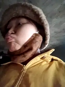 Snapshot of yoyo-mi chatting on February 10, 2026, 3:49 am yoyo-mi online show from February 10, 2026, 3:49 am