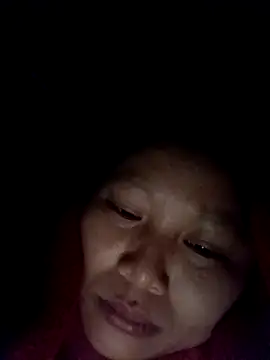 yoyo-mi online show from December 21, 2025, 9:04 pm