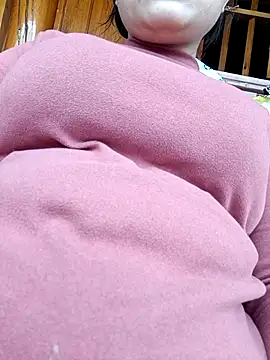 Snapshot of yoyo-mi chatting on February 23, 2026, 9:54 am yoyo-mi online show from February 23, 2026, 9:54 am