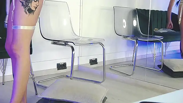 RebbeccaRay online show from December 15, 2025, 8:03 pm