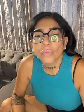 solmorochia online show from February 5, 2026, 10:49 pm