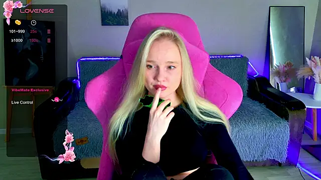 Shawty Mia online show from May 4, 2026, 2:42 pm