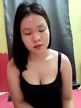 lananhh00 online show from October 30, 2025, 12:25 pm