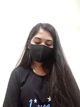 Green LaDY66 online show from November 29, 2025, 6:35 am