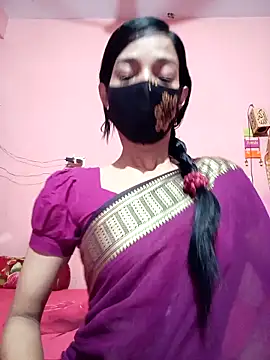 Green LaDY66 online show from April 8, 2026, 10:06 am