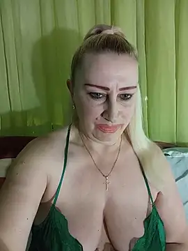 Esenia505 online show from May 29, 2026, 12:11 pm