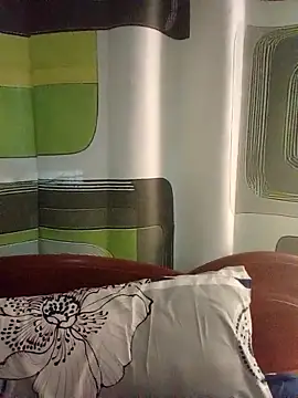 Esenia505 online show from December 19, 2025, 9:22 am