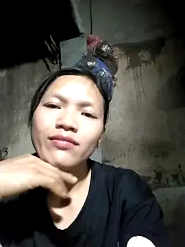 TMay6091 online show from November 10, 2025, 1:16 pm