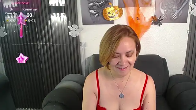 Snapshot of Sophia_Lane_ chatting on October 30, 2025, 12:58 pm Sophia Lane online show from October 30, 2025, 12:58 pm