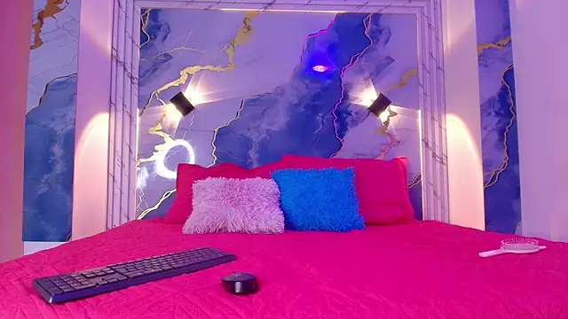 Snapshot of Girls_from_medellin chatting on November 18, 2025, 3:10 am Girls from medellin online show from November 18, 2025, 3:10 am