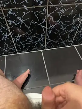 bfbfbfrr online show from November 8, 2025, 3:43 am