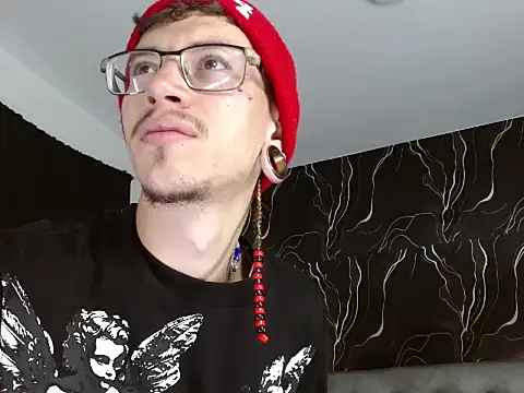 Snapshot of RyanOwenss chatting on October 30, 2025, 12:25 pm RyanOwenss online show from October 30, 2025, 12:25 pm