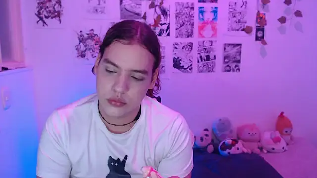 Snapshot of reiko_doll chatting on October 31, 2025, 1:24 am reiko doll online show from October 31, 2025, 1:24 am