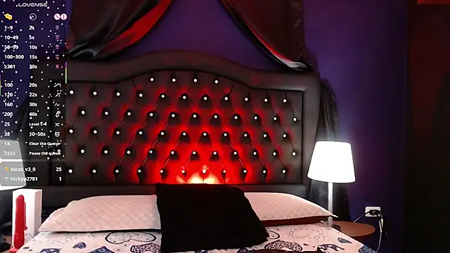 Alanagh  online show from November 13, 2025, 3:43 am